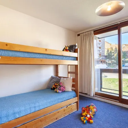 Pegase Phenix-10 By Interhome
