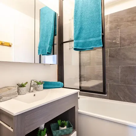 Pegase Phenix-10 By Interhome *